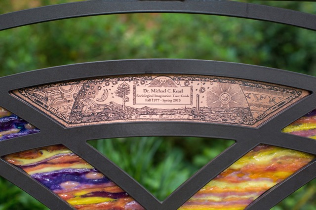 Kearl Bench installation - Focus on plaque